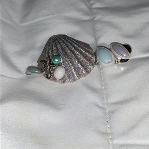 Mermaid style sea shell hair clips